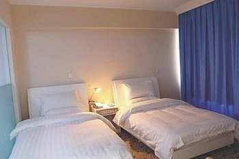 Urumqi Jingu Hotel Екстер'єр фото