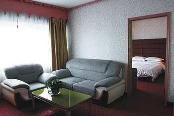 Urumqi Jingu Hotel Екстер'єр фото